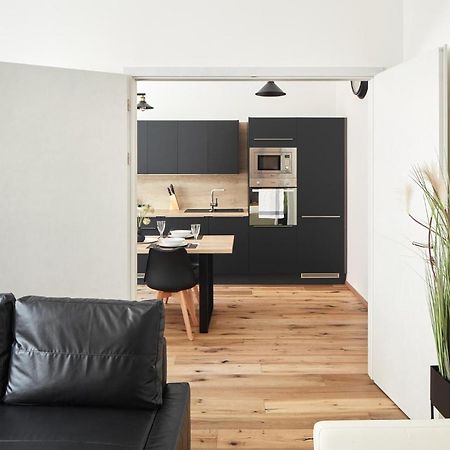 Prague Days - Stylish Apartment - Workspace ภายนอก รูปภาพ