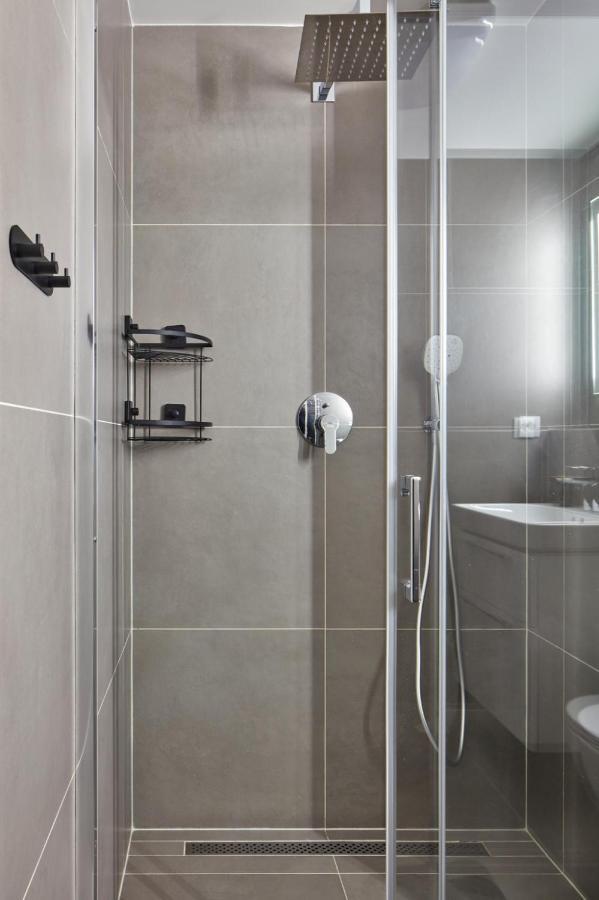 Prague Days - Stylish Apartment - Workspace ภายนอก รูปภาพ