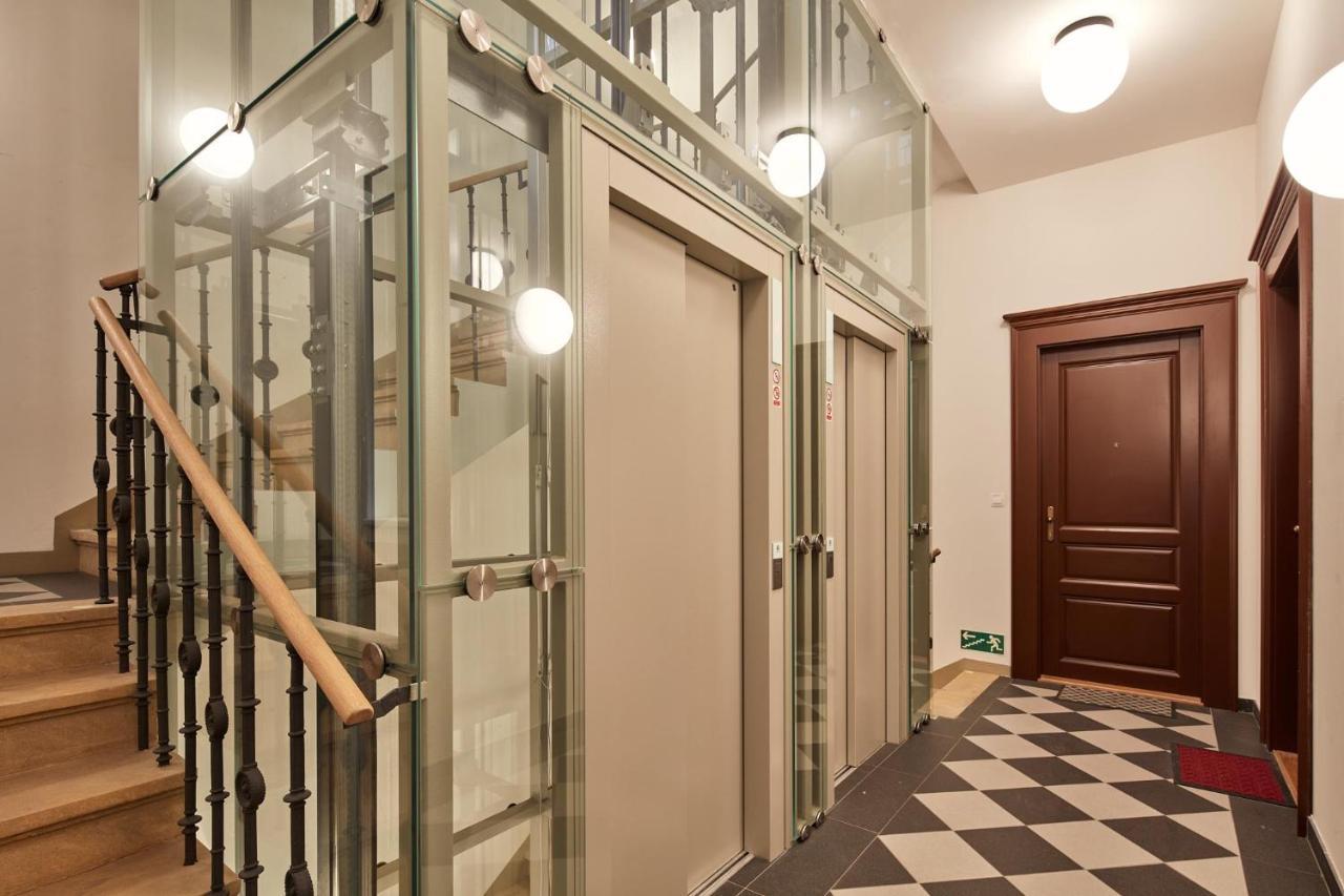 Prague Days - Stylish Apartment - Workspace ภายนอก รูปภาพ